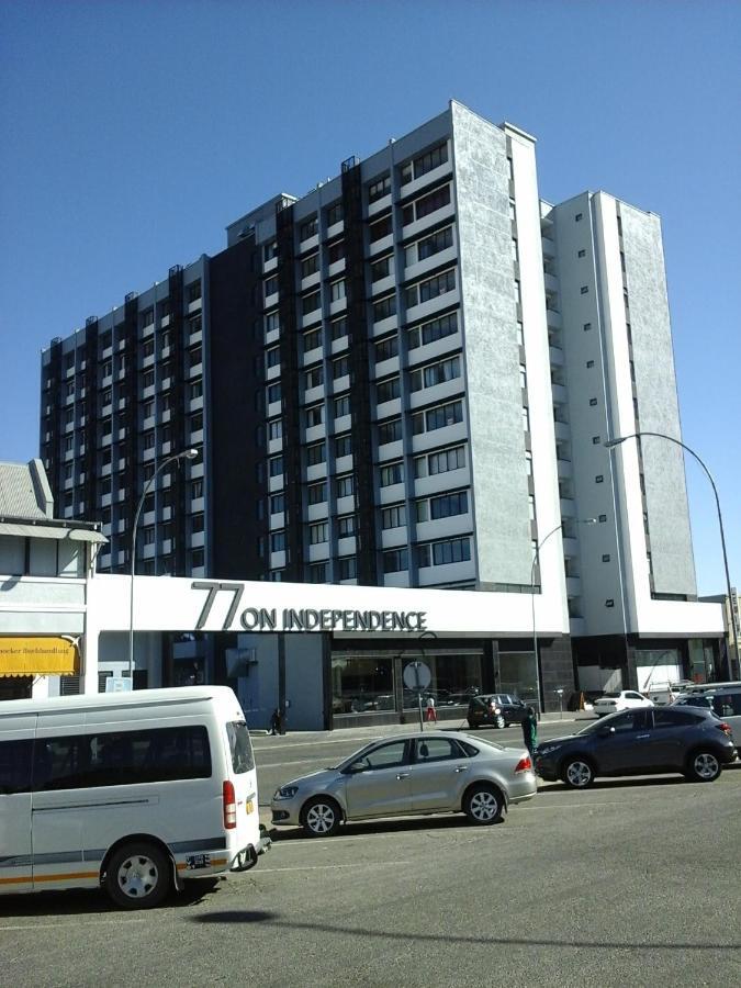 77 On Independence Apartments Windhoek Exteriér fotografie